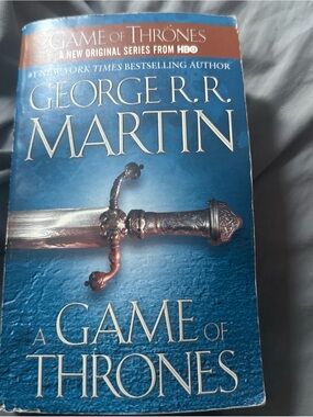 A Game of Thrones Paperback - Blue Cover